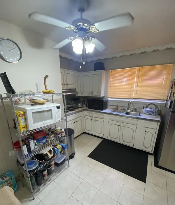 549 W 95th ST, Chicago, IL 60628