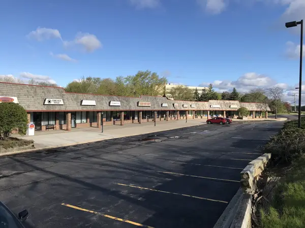 300 N Milwaukee AVE #C, Lake Villa, IL 60046