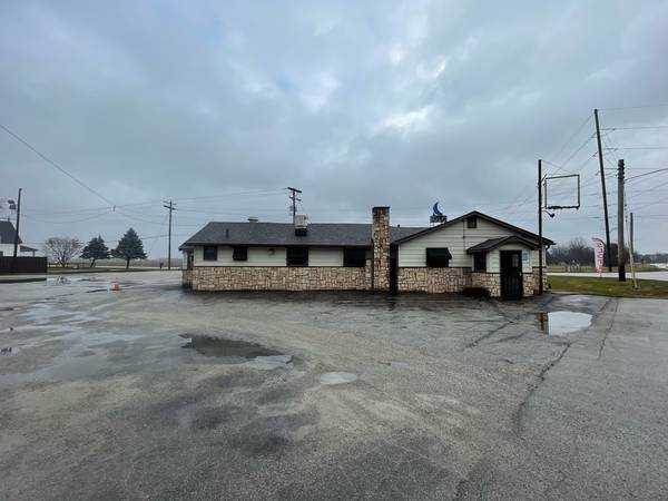 3124 Perrysville RD, Danville, IL 61834