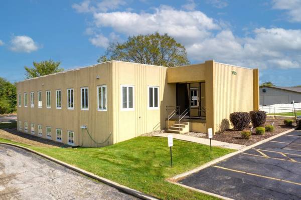 1065 Lake AVE #LL, Woodstock, IL 60098