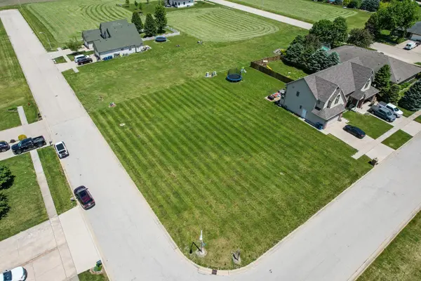 900/902 Center ST, Mazon, IL 60444