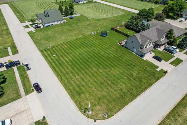 900/902 Center ST, Mazon, IL 60444