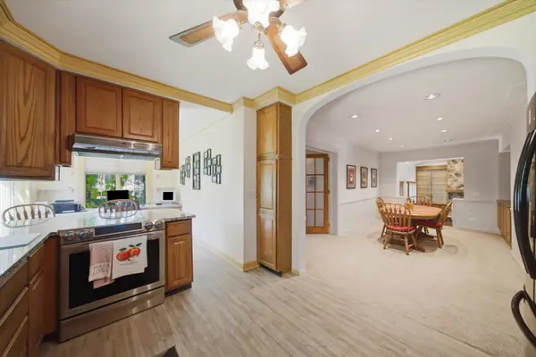 3044 N Octavia AVE, Chicago, IL 60707