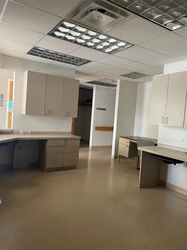 155-161 N Seymour AVE, Mundelein, IL 60060