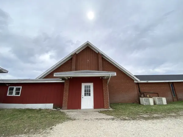 1902 N County Road 3000 RD N, Rantoul, IL 61866