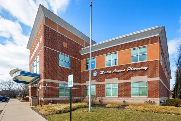1247 Rickert DR #B, Naperville, IL 60540