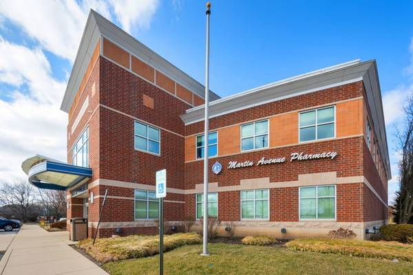 1247 Rickert DR #B, Naperville, IL 60540
