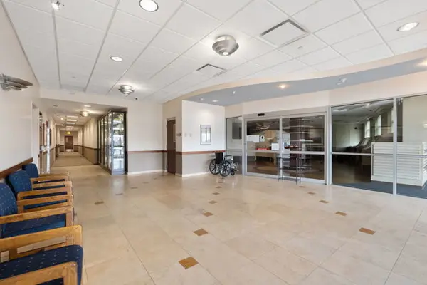 1247 Rickert DR #B, Naperville, IL 60540