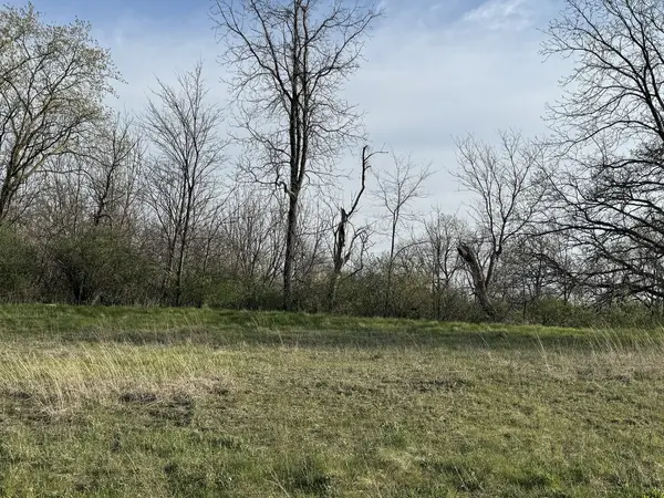 7940 HIDDEN CREEK LN, Roscoe, IL 61073