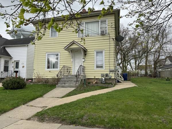 1112 Market ST, Dekalb, IL 60115