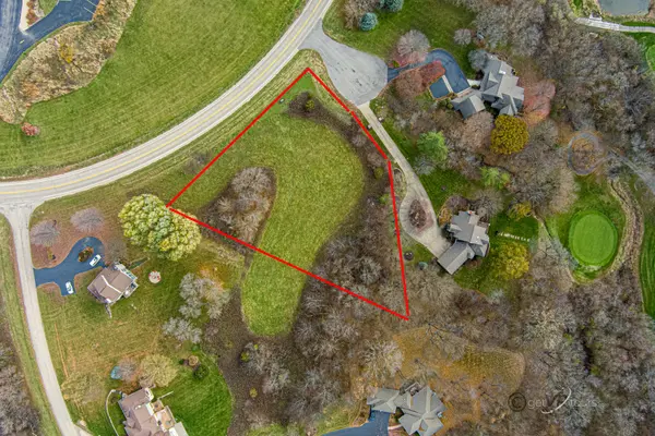 1 Fawn LN, Galena, IL 61036