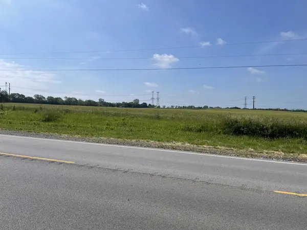 13621 W Maple RD, Mokena, IL 60448