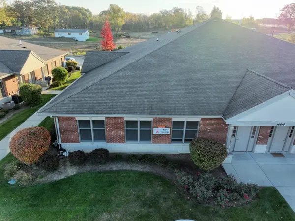 16610 W 159th ST #102, Lockport, IL 60441