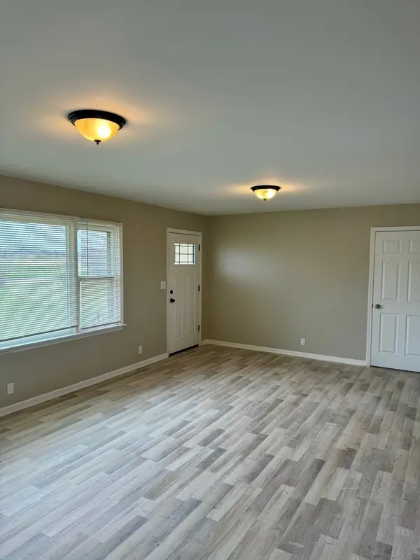 18708 BECK RD, Marengo, IL 60152