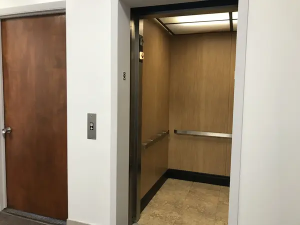 41 E University AVE #3, Champaign, IL 61820