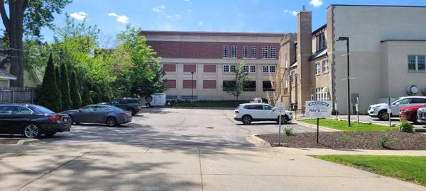 Address not disclosed, Glen Ellyn, IL 60137
