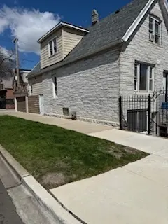2658 W 24th PL, Chicago, IL 60608