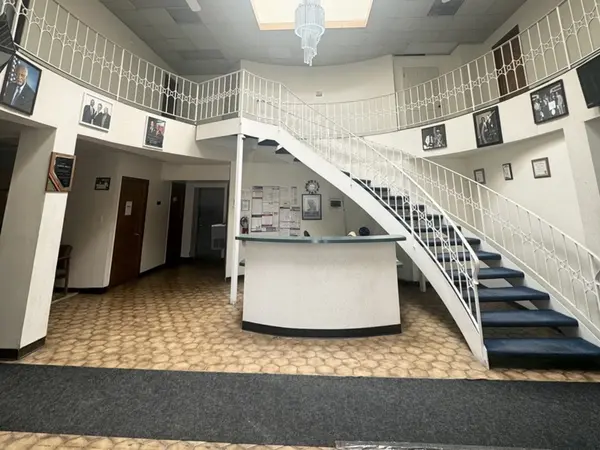 7001 S South Chicago AVE, Chicago, IL 60637