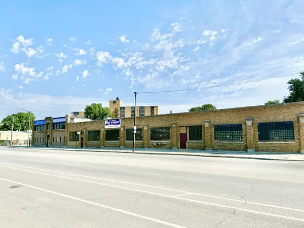7001 S South Chicago AVE, Chicago, IL 60637