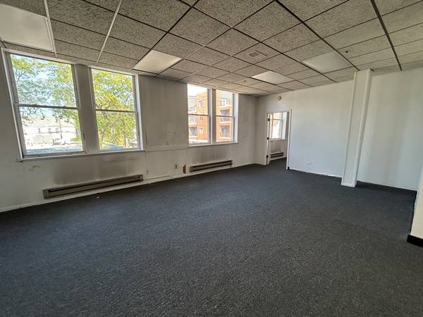 3735 W Belmont AVE, Chicago, IL 60618