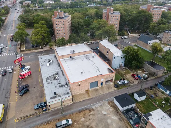 2945 W Harrison ST, Chicago, IL 60612