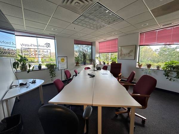 8150 Lehigh AVE #OFFICE, Morton Grove, IL 60053
