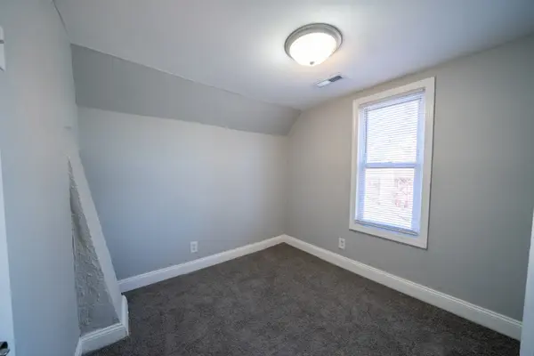 8616 S Emerald AVE, Chicago, IL 60620