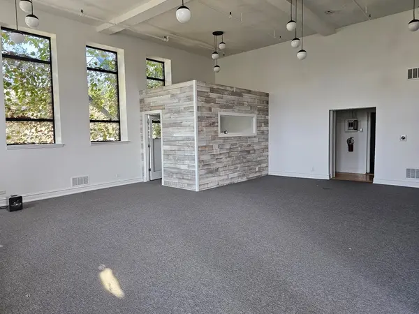 2411 N Clybourn AVE #2R, Chicago, IL 60614