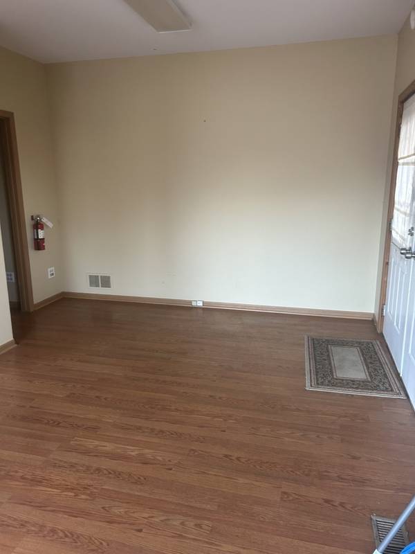 133 Rand RD #A, Lakemoor, IL 60051