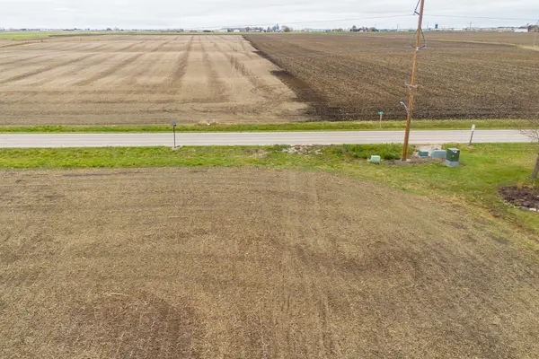 0 Shooting Park RD, Peru, IL 61354