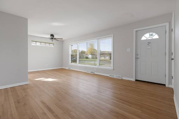 1367 Buffalo AVE, Calumet City, IL 60409