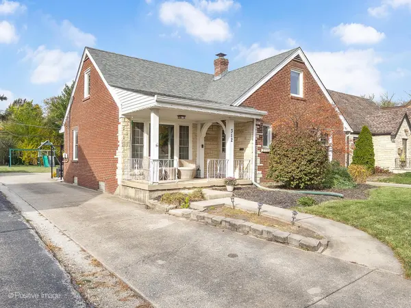 312 N Highview AVE, Elmhurst, IL 60126