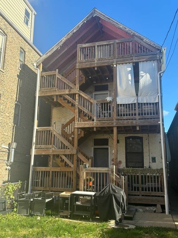 2230 S Sawyer AVE, Chicago, IL 60623