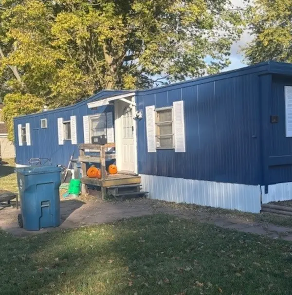 1112 & 1112 1/2 BUTLER ST, Morris, IL 60450
