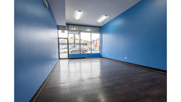 3738 W Lawrence AVE, Chicago, IL 60625
