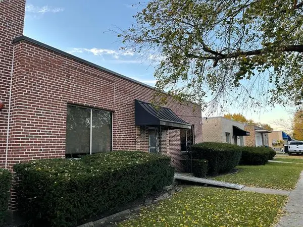 8136 Lawndale AVE, Skokie, IL 60076