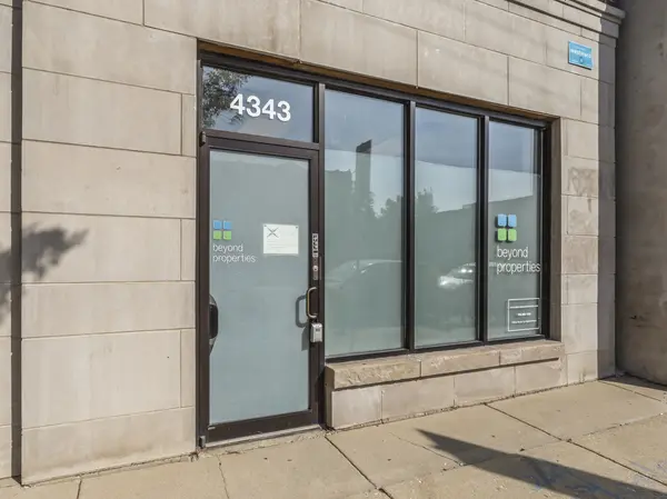 4343 N Western AVE #C1, Chicago, IL 60618