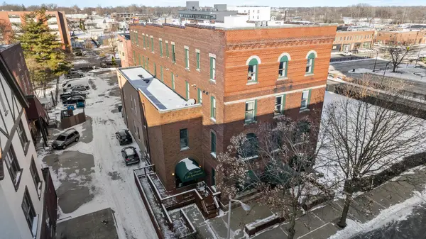 112 W Hill ST, Champaign, IL 61820