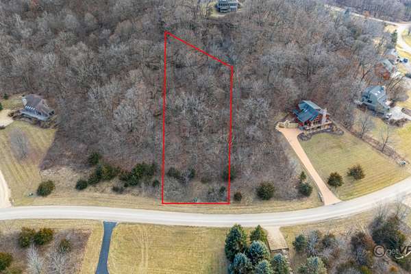 545 Territory DR, Galena, IL 61036