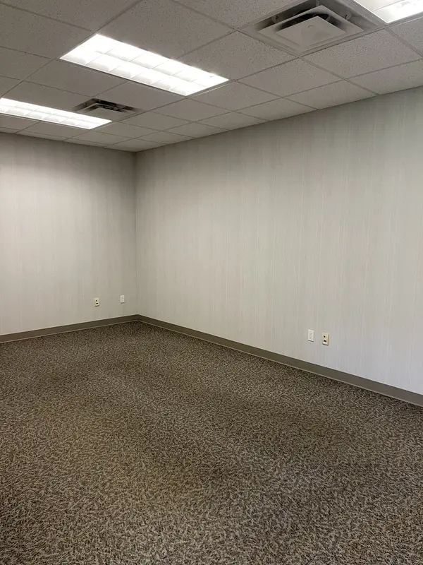 3001 Research RD #E, Champaign, IL 61822