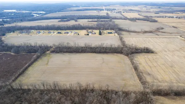 19300 N 1370 East RD, Danville, IL 61834