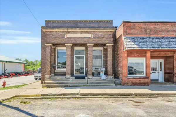 121 S East AVE, Ogden, IL 61859