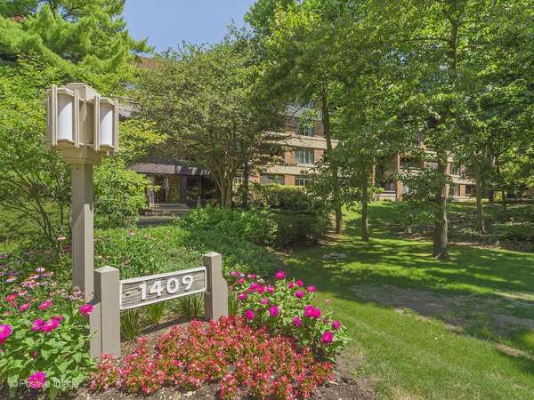 1409 Burr Oak RD #112A, Hinsdale, IL 60521