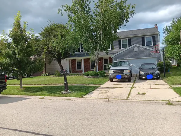 1024 Confederation DR, Bartlett, IL 60103
