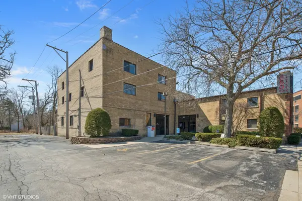 660 La Salle PL #SPDC-VU1, Highland Park, IL 60035