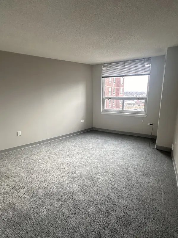 8975 W Golf RD #625, Niles, IL 60714