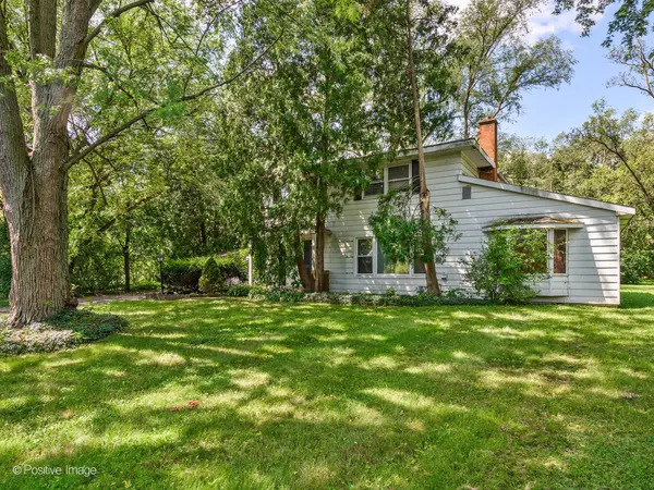 5107 N Arlington Heights RD, Long Grove, IL 60047