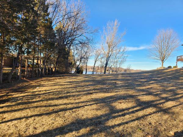 1285 Lake Holiday DR, Sandwich, IL 60548