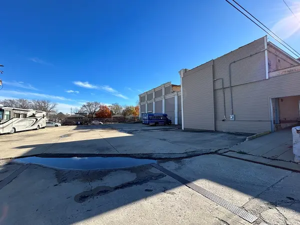 1401 S Circle AVE, Forest Park, IL 60130