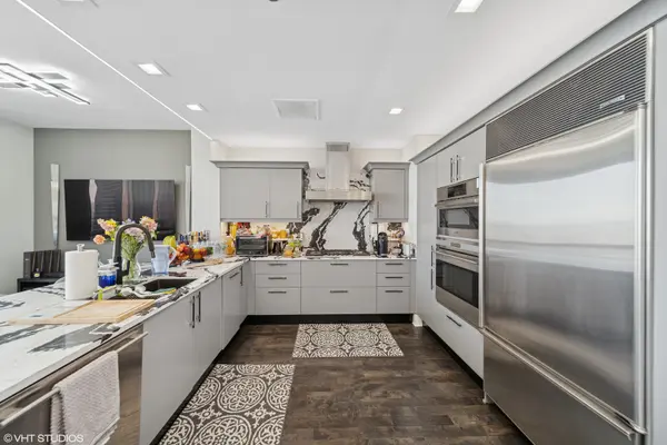 401 N Wabash AVE #37C, Chicago, IL 60611
